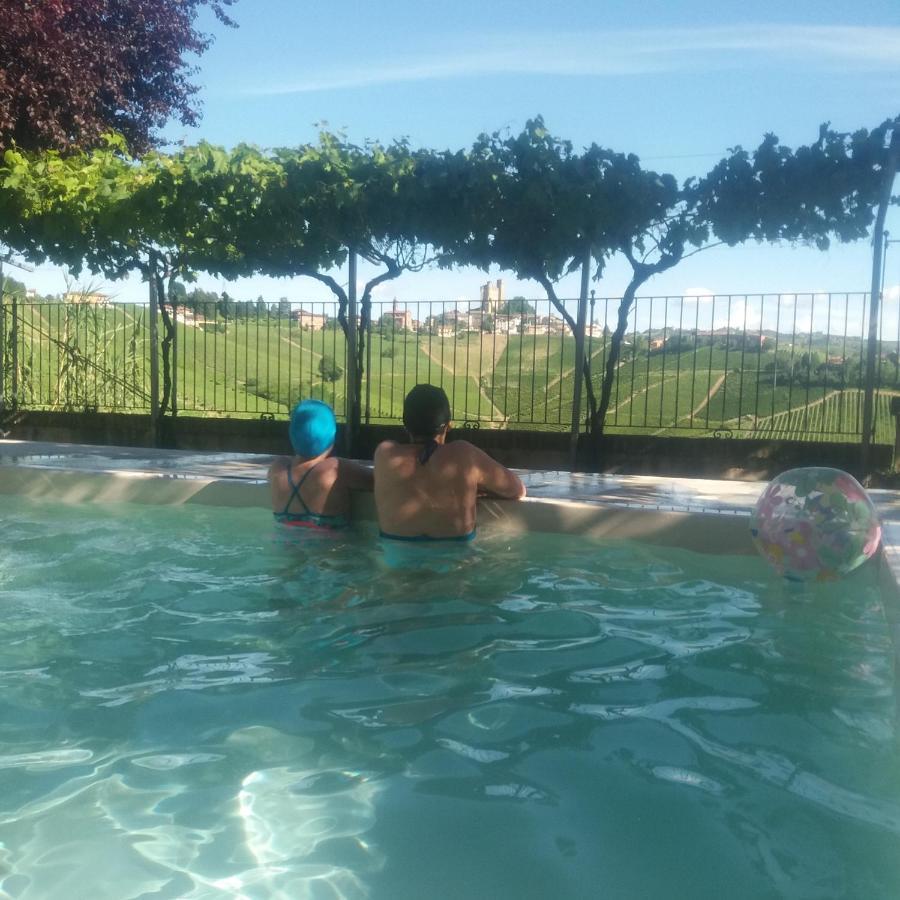 Agriturismo I Grappoli سيرالونغا دو ألبا المظهر الخارجي الصورة
