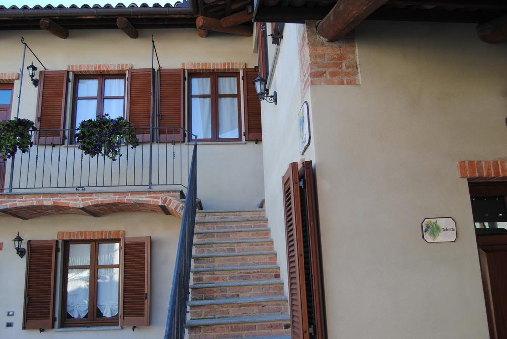 Agriturismo I Grappoli سيرالونغا دو ألبا المظهر الخارجي الصورة